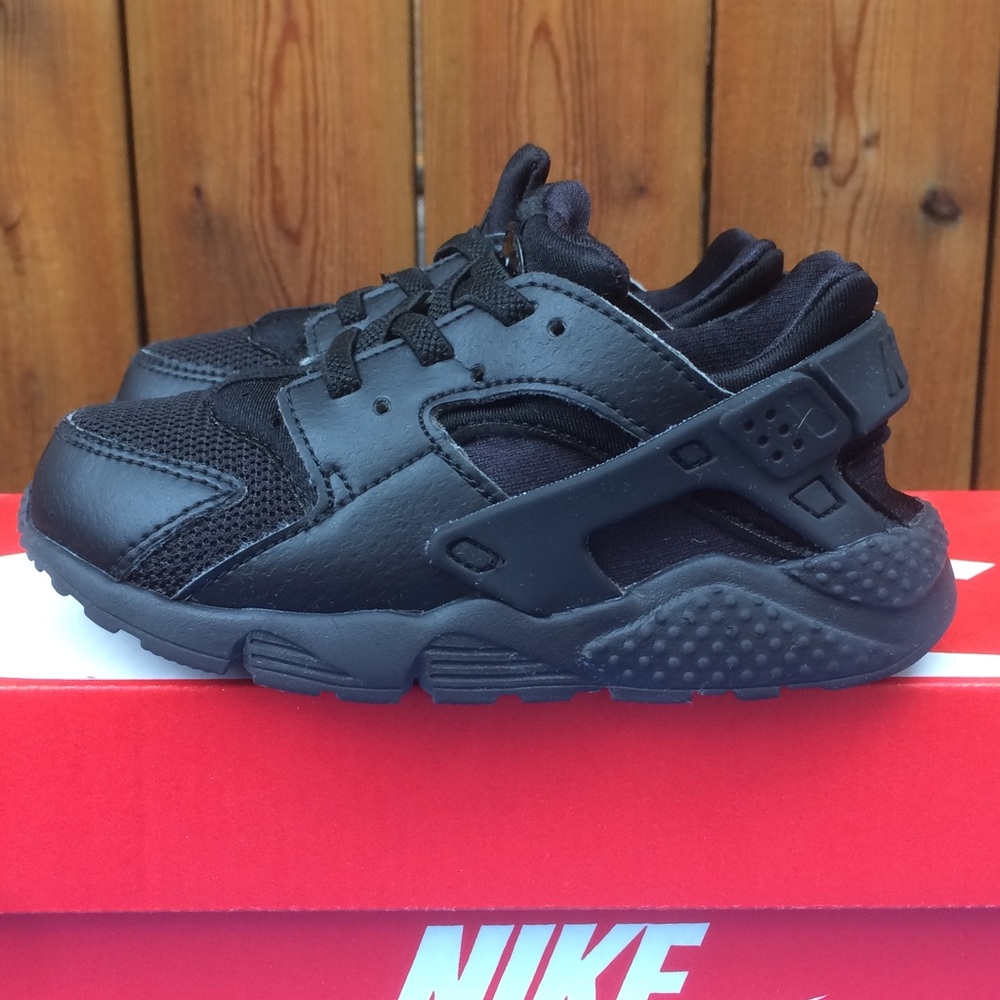Nike Huarache Run TD Size 9c